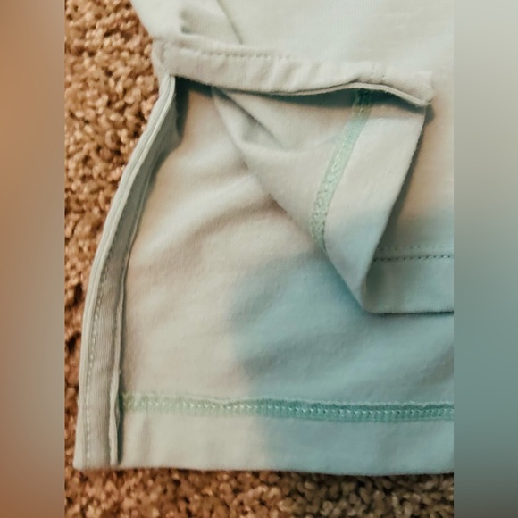 EUC Zella
Breathe Active V-Neck Short Sleeve Tee in Light Teal, Size Medium - Picture 13 of 16